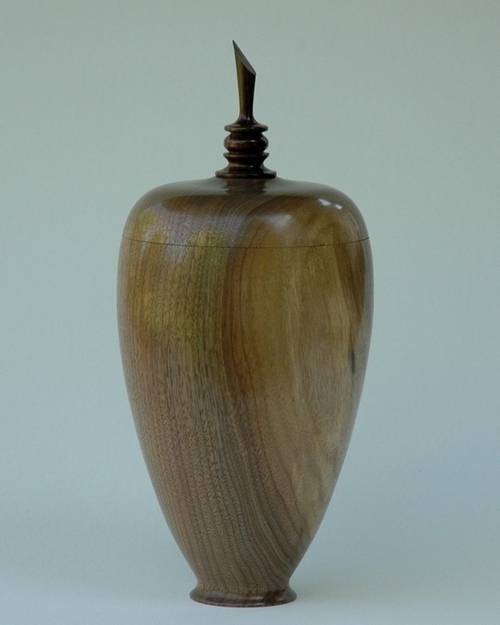 Walnut Lidded 
Vase